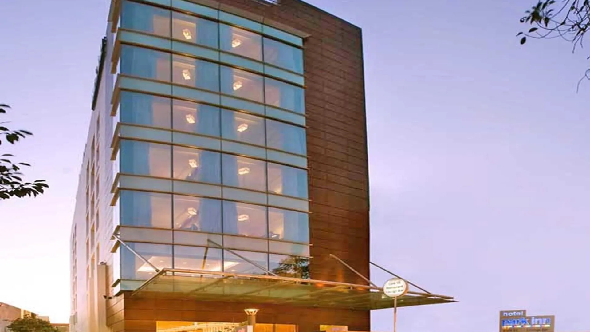 **** Hotel Park Inn Gurgaon India