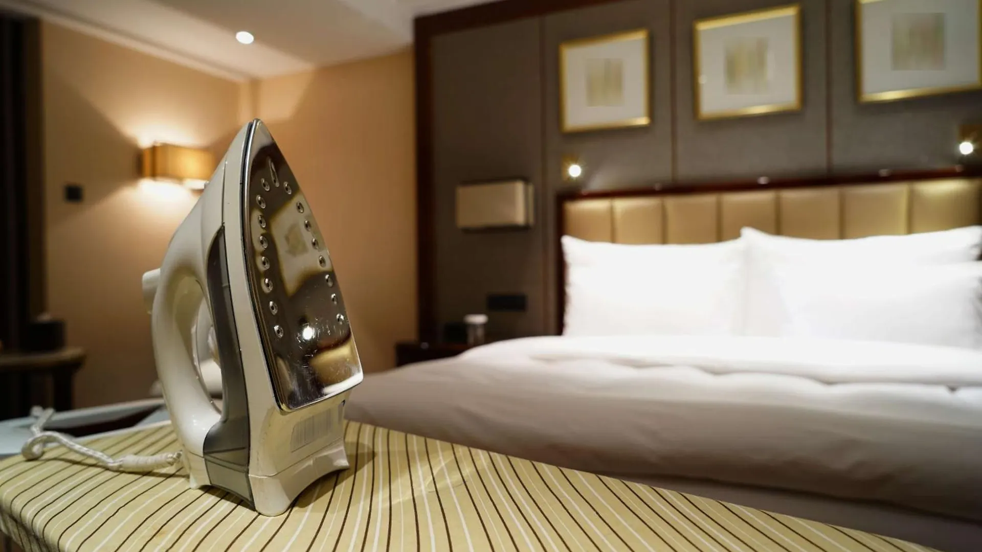 Park Inn Gurgaon Hotel