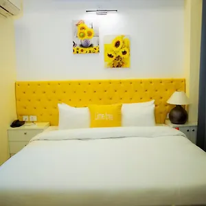 Lime Tree Luxury - Service Near Artemis Hospital ,gurgaon Отель