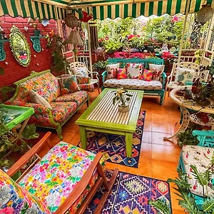 Bed & Breakfast On The House Boutique