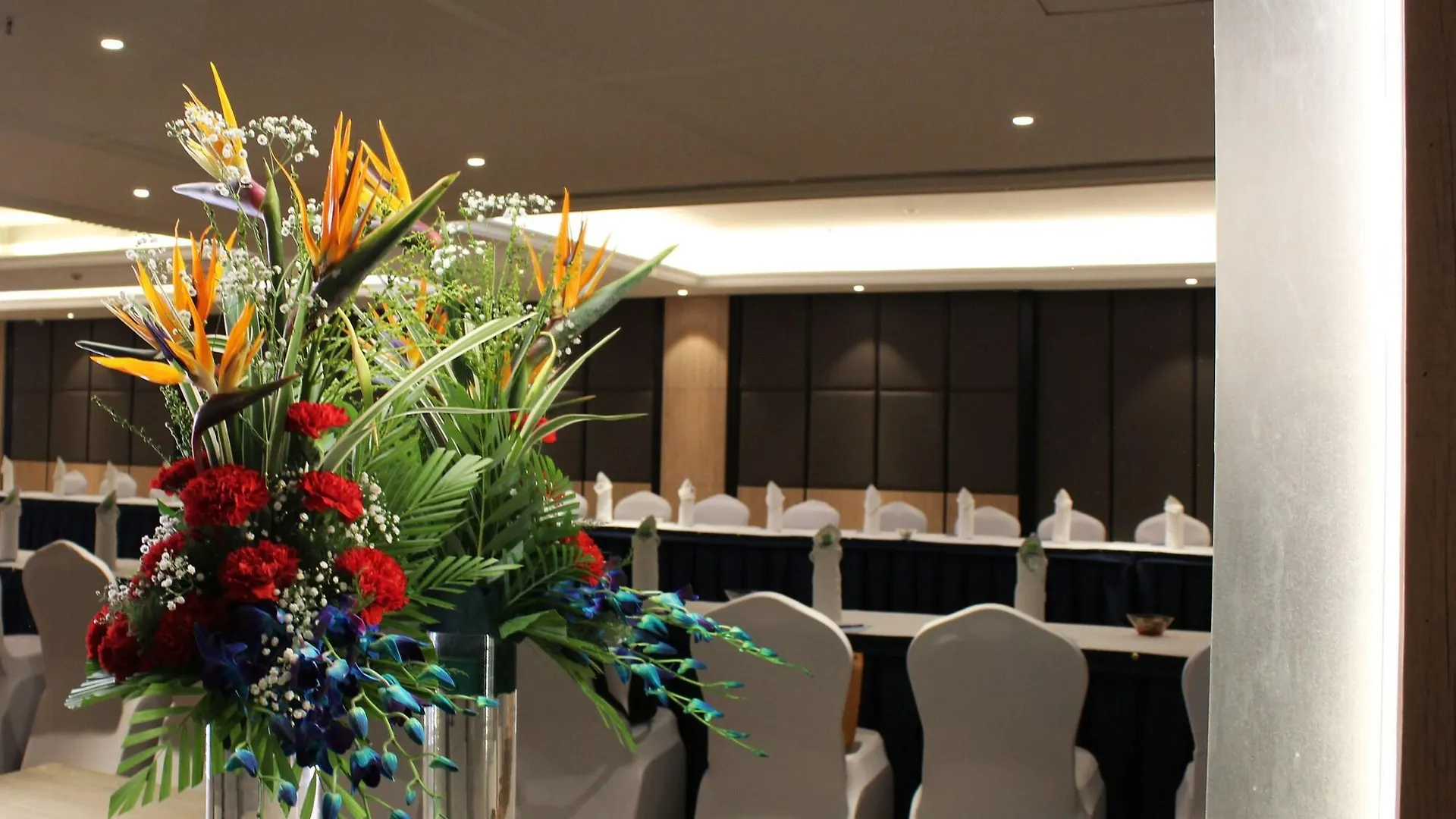 Park Inn Гургаон Отель
